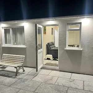  Apartment Ayos